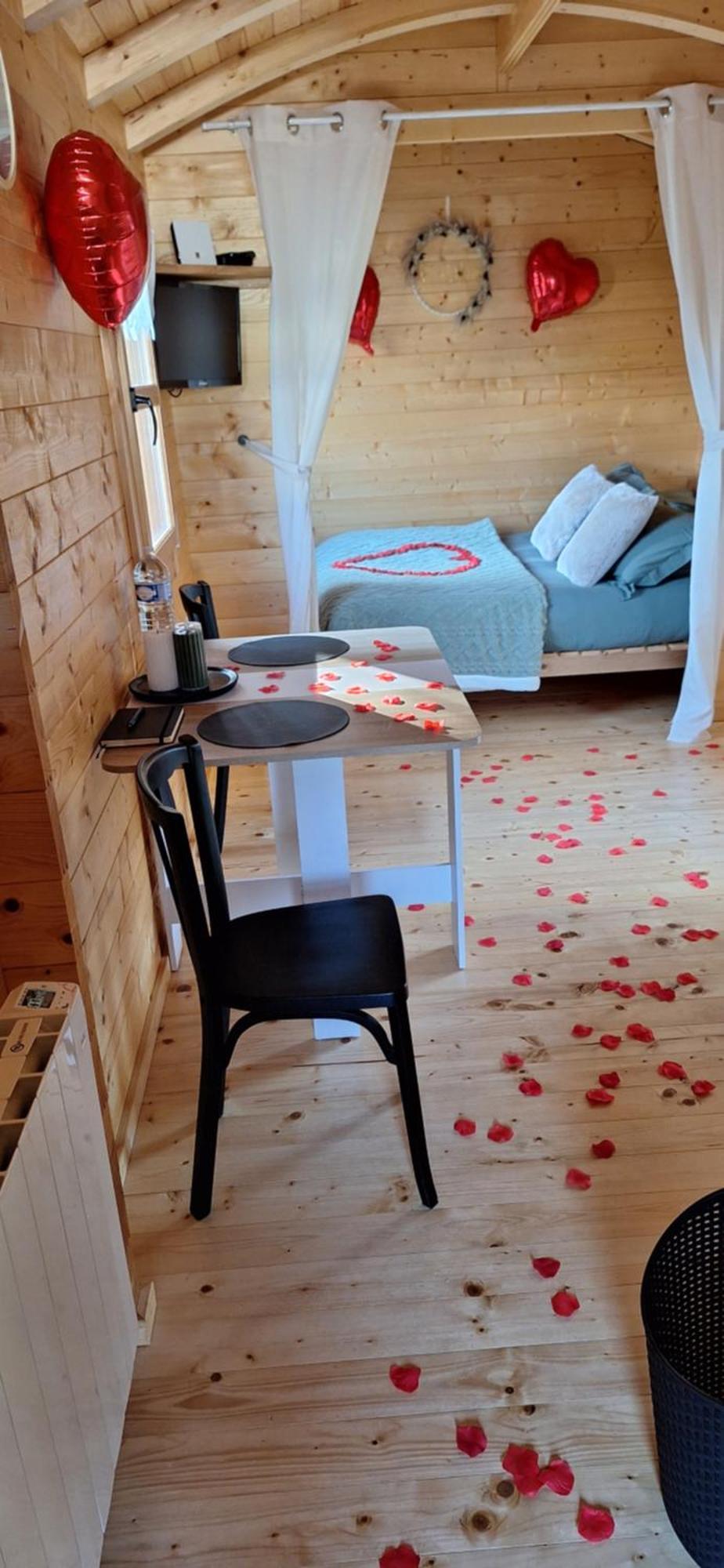 Roulotte La Boheme Est Son Spa En Baie De Somme Arrest ภายนอก รูปภาพ
