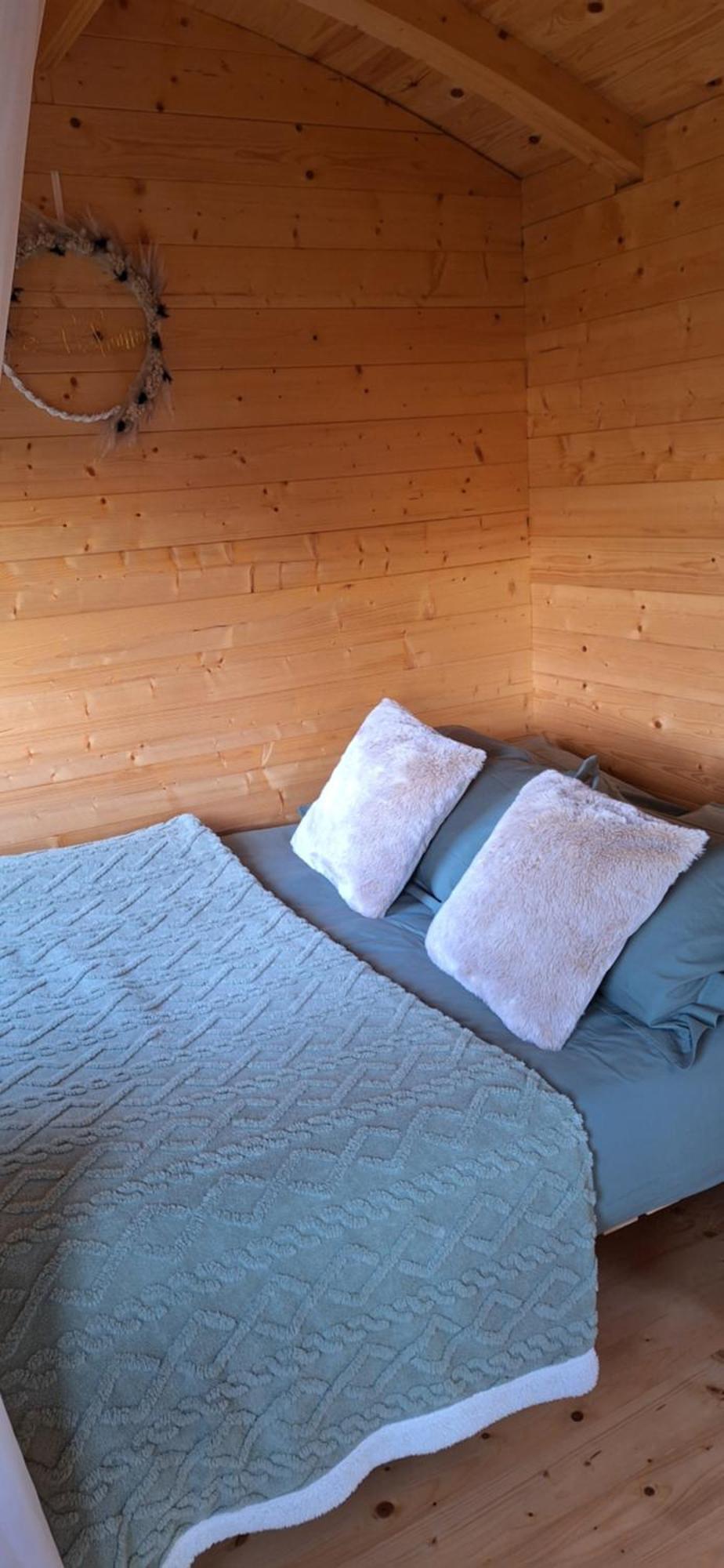 Roulotte La Boheme Est Son Spa En Baie De Somme Arrest ภายนอก รูปภาพ